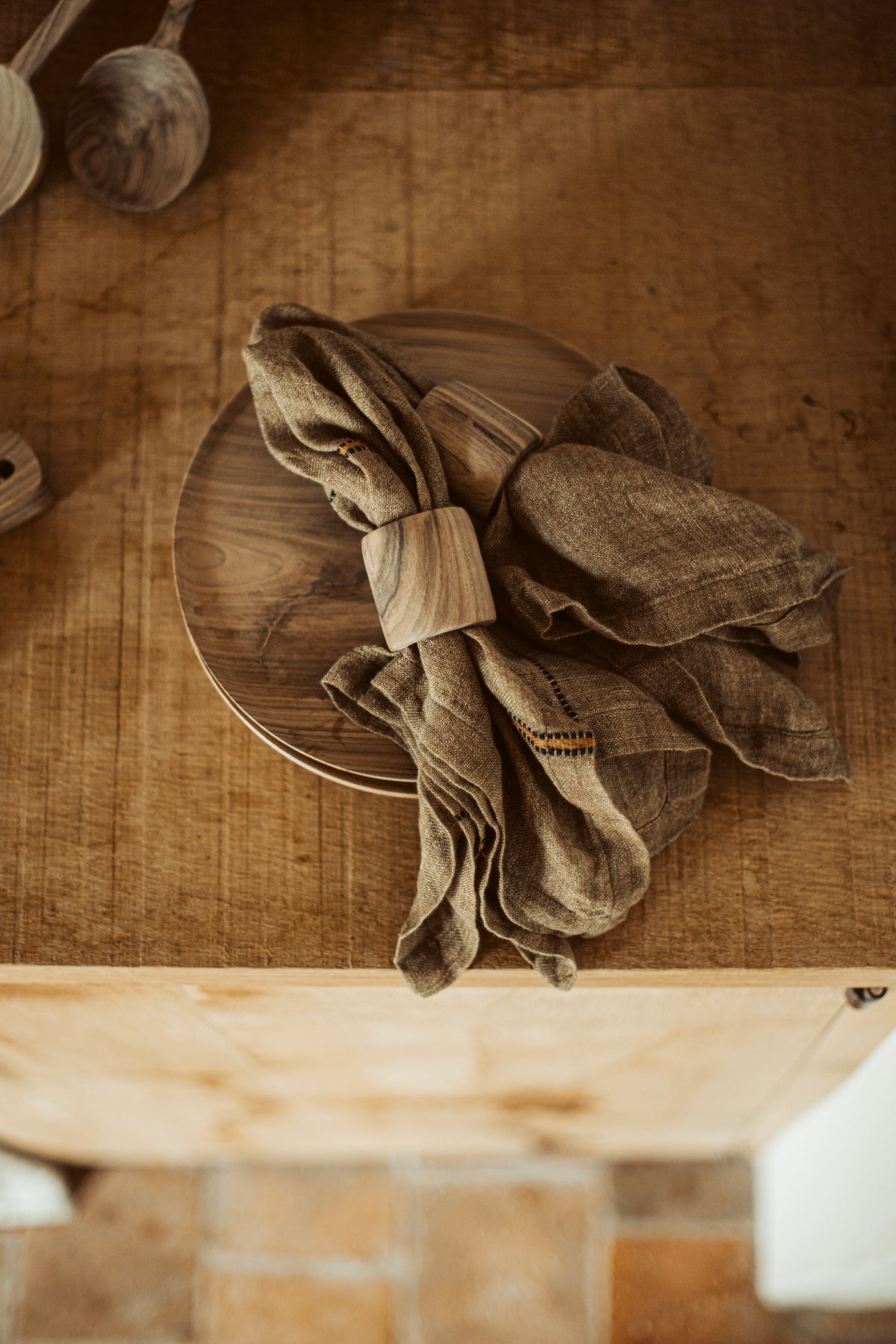 wooden servetring