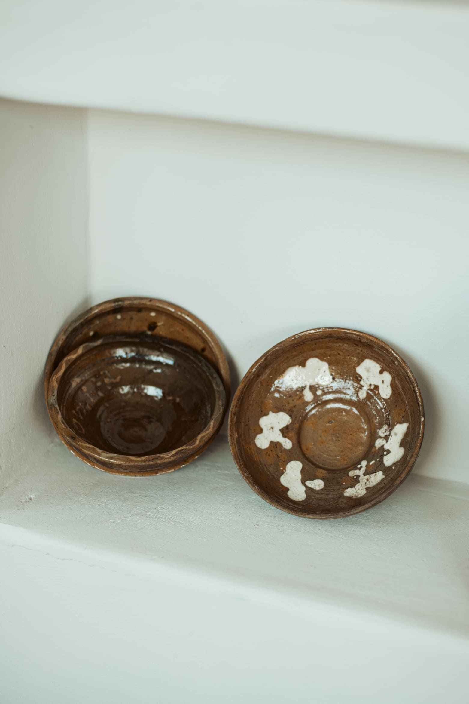 set 2 - 3 schaaltjes groen gevlekt - brocante