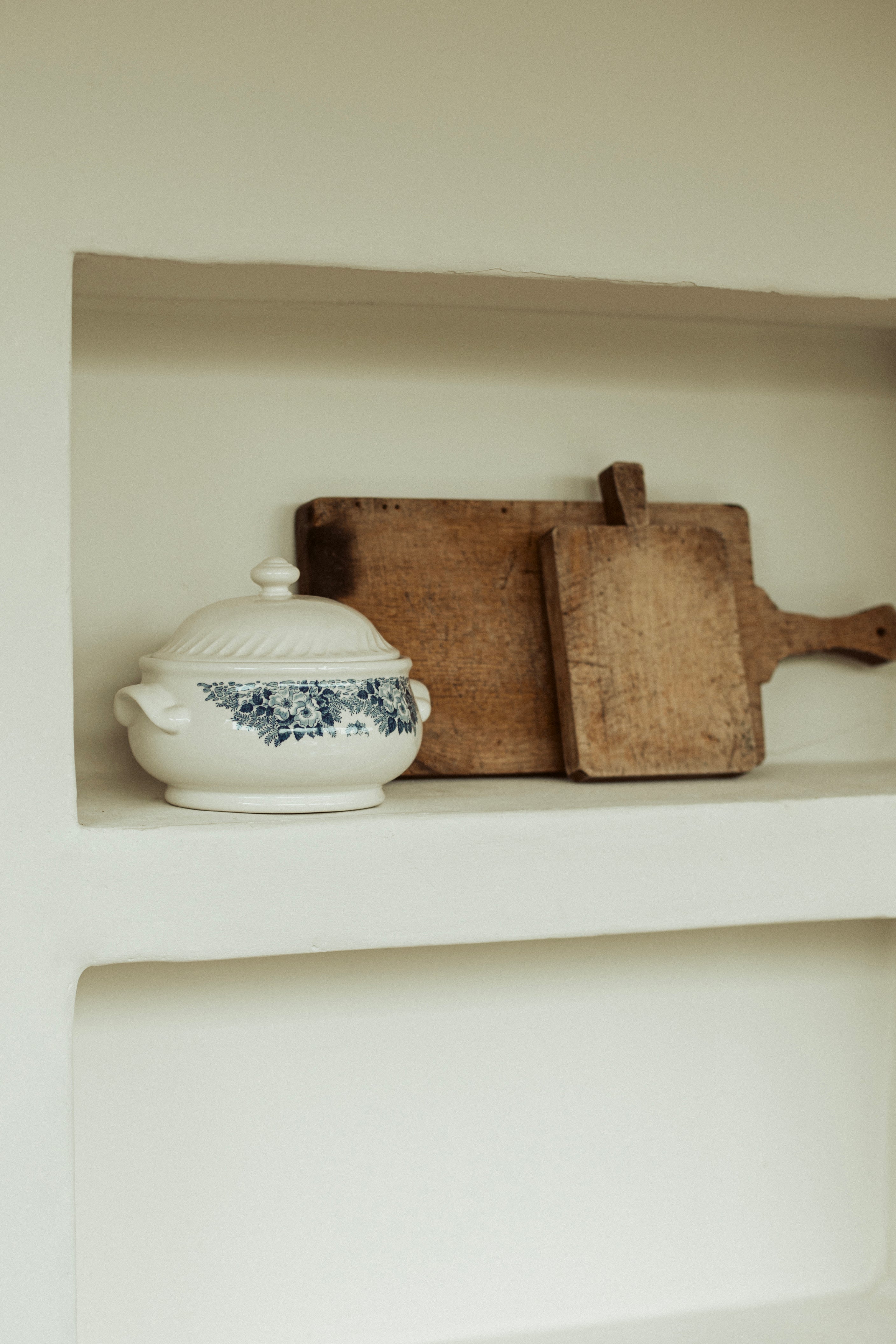 witte terrine met deksel - brocante