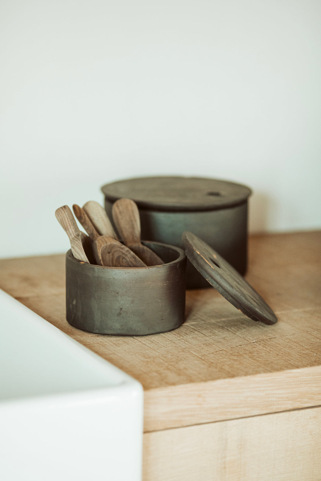 serving pot