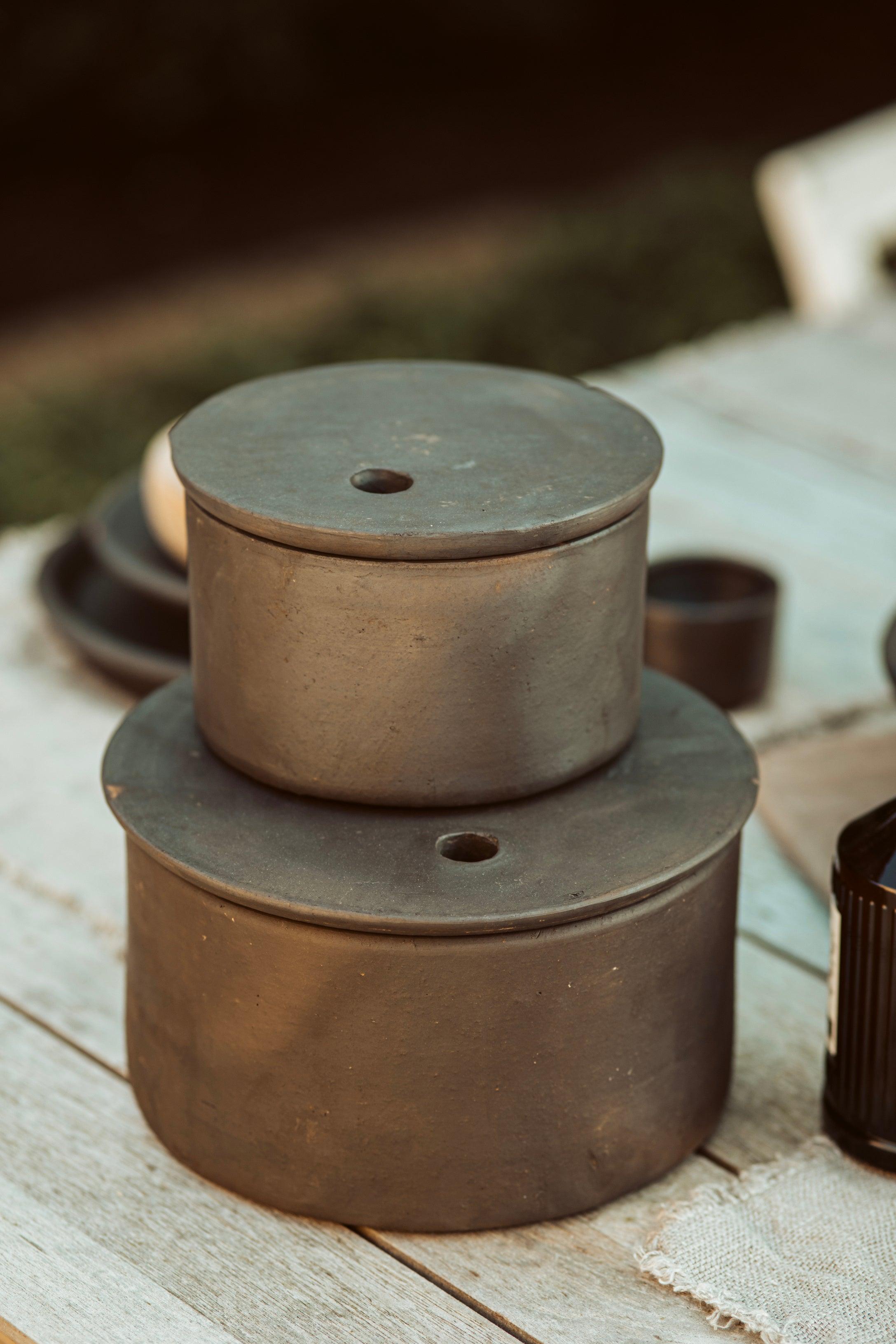 serving pot