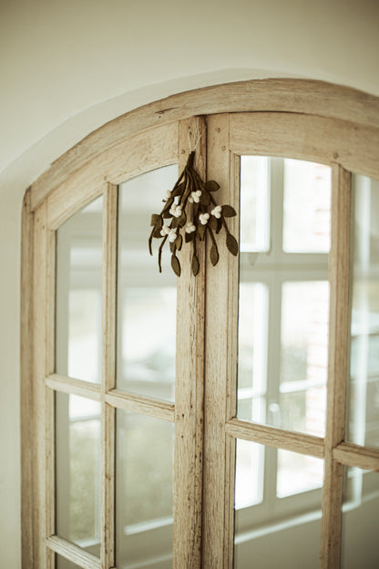 mistletoe vilt