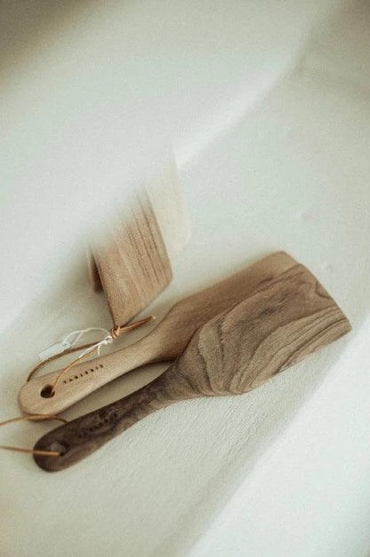 wooden spatel